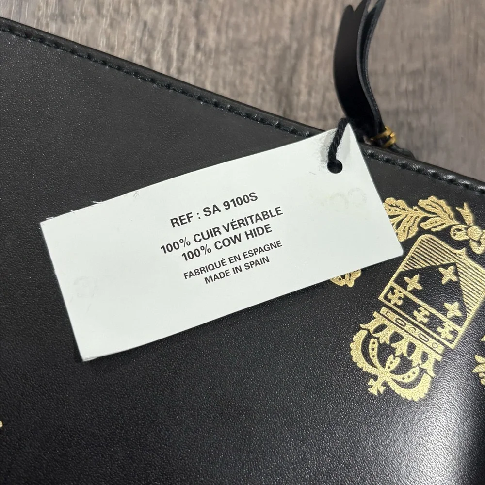 NEW | COMME des GARCONS Luxury Leather Zip Around Mens Wallet